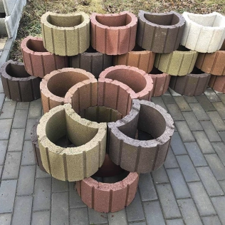 Клумба бетонна