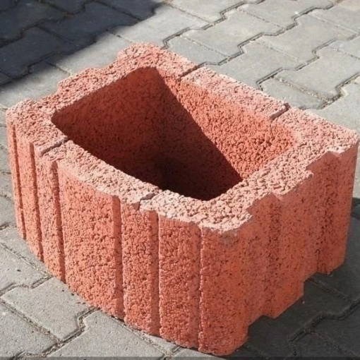 Квітник бетонна квадратна