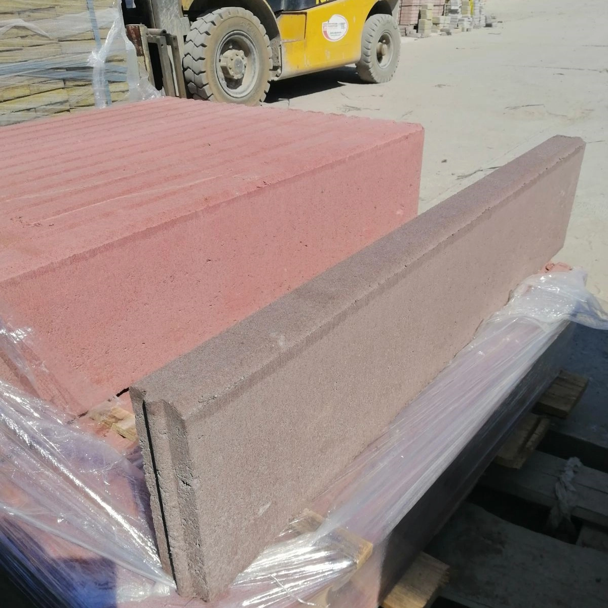 Бордюр бетонний 100х20х8см Сірий