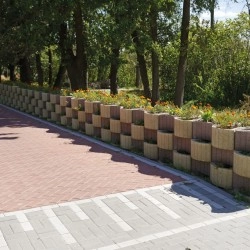 Клумба вібропресована